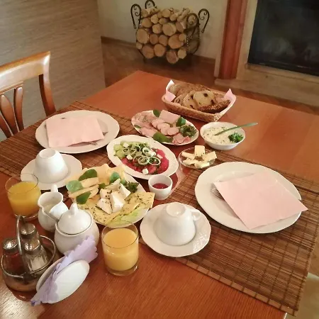 Pod Debem U Jakuba * نيبووميتسا