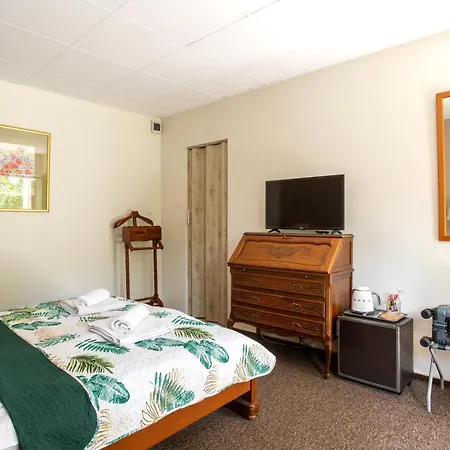 Pod Debem U Jakuba Motel *