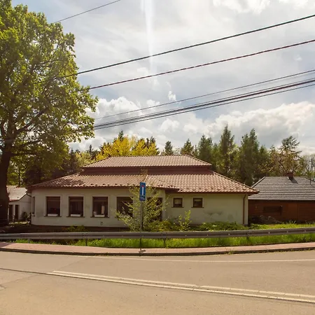 Pod Debem U Jakuba Motel *