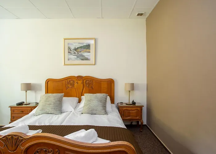 Motel Pod Dębem U Jakuba *